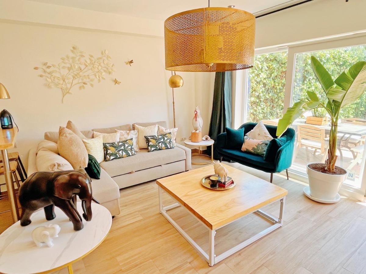 Cheerful Townhouse Center Sitges 5 Bedrooms Pool And Terrace ภายนอก รูปภาพ