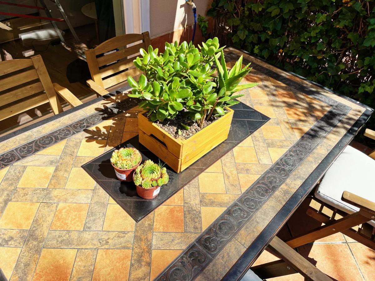 Cheerful Townhouse Center Sitges 5 Bedrooms Pool And Terrace ภายนอก รูปภาพ